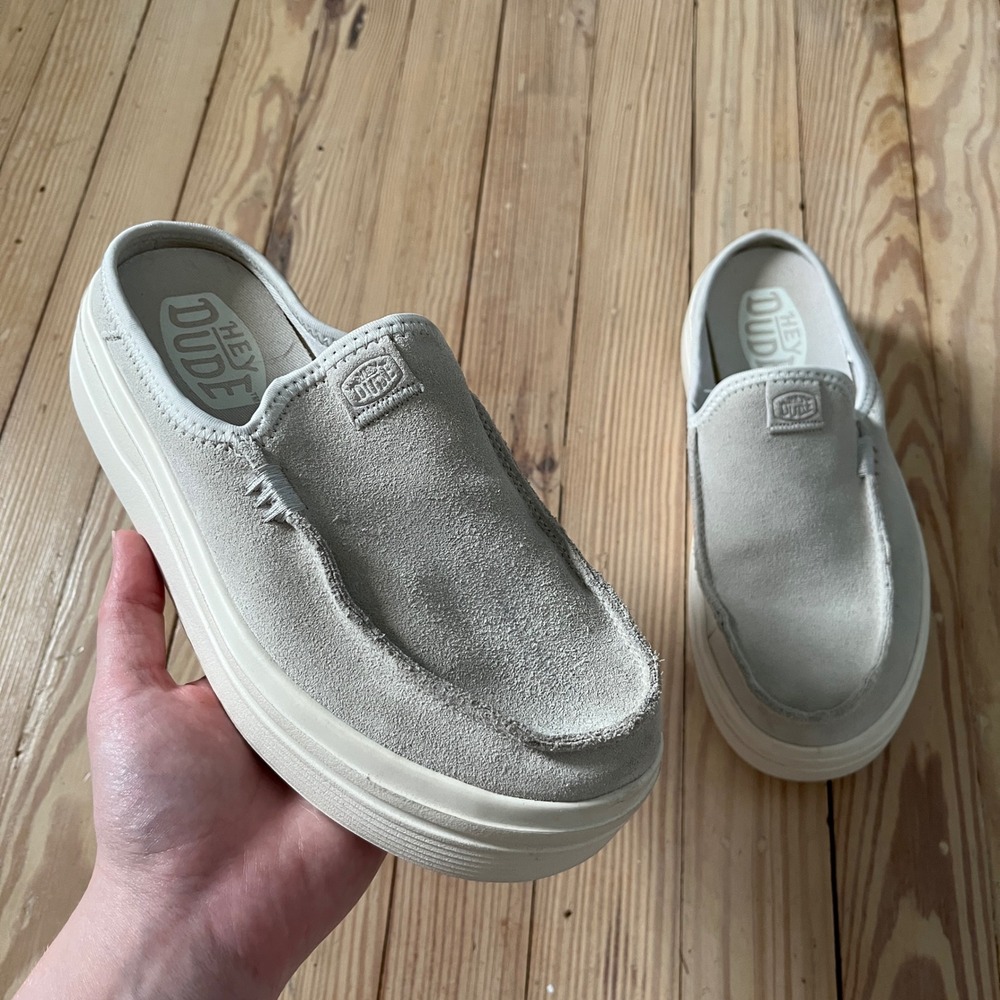 Hey Dude Austin Lift Classic Mules Womens 7 Grey Suede Platform Slip On Shoes